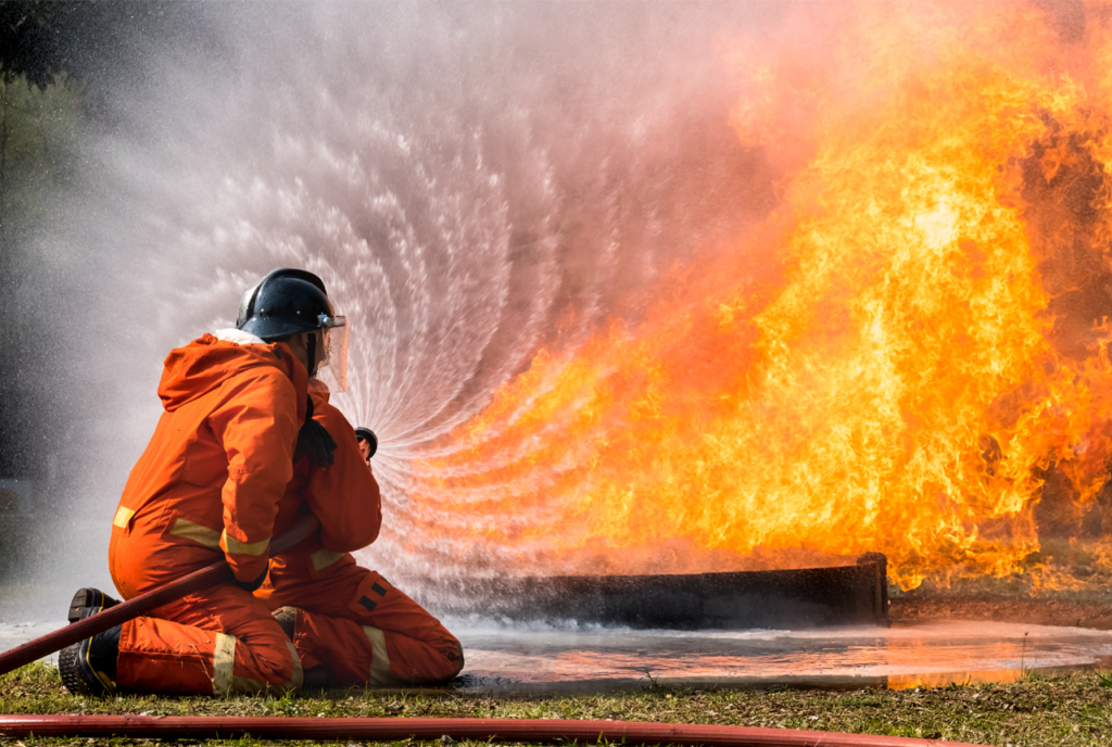 Extinción de incendios en la empresa - Equipos de 2ª intervención